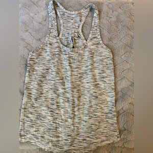 Women’s Lululemon tank top